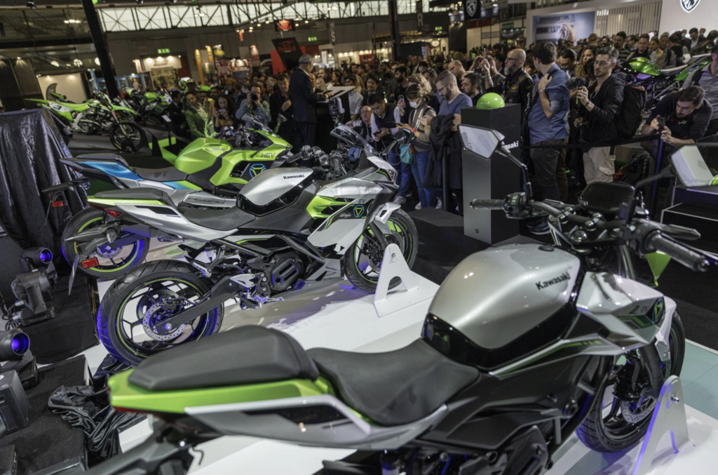 Kawasaki Eicma 2022 - EICMA 2022 - EL PACK - Noticias de motos eléctricas
